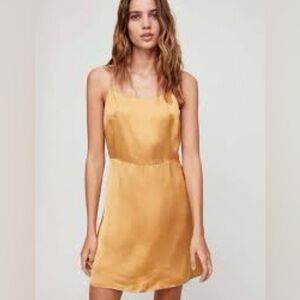 SILK ARITIZIA TAUPE MINI DRESS SIZE S!!!! BARELY WORN!!!